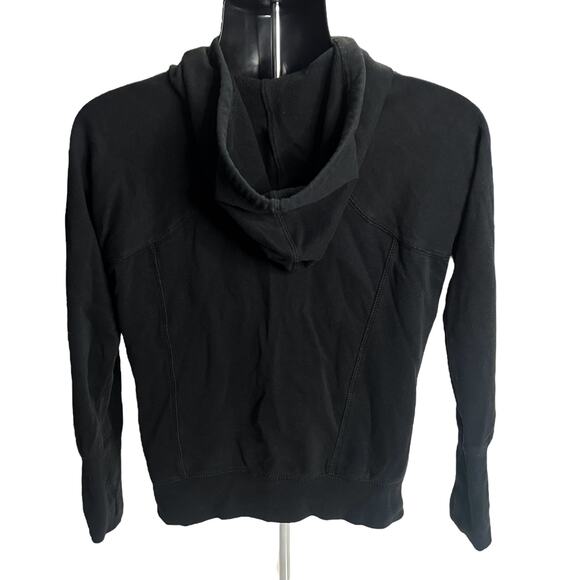 Reebok Black Geometric Hoodie Mens Size Medium Pullover Sweatshirt Athletic Wear - Picture 2 of 15